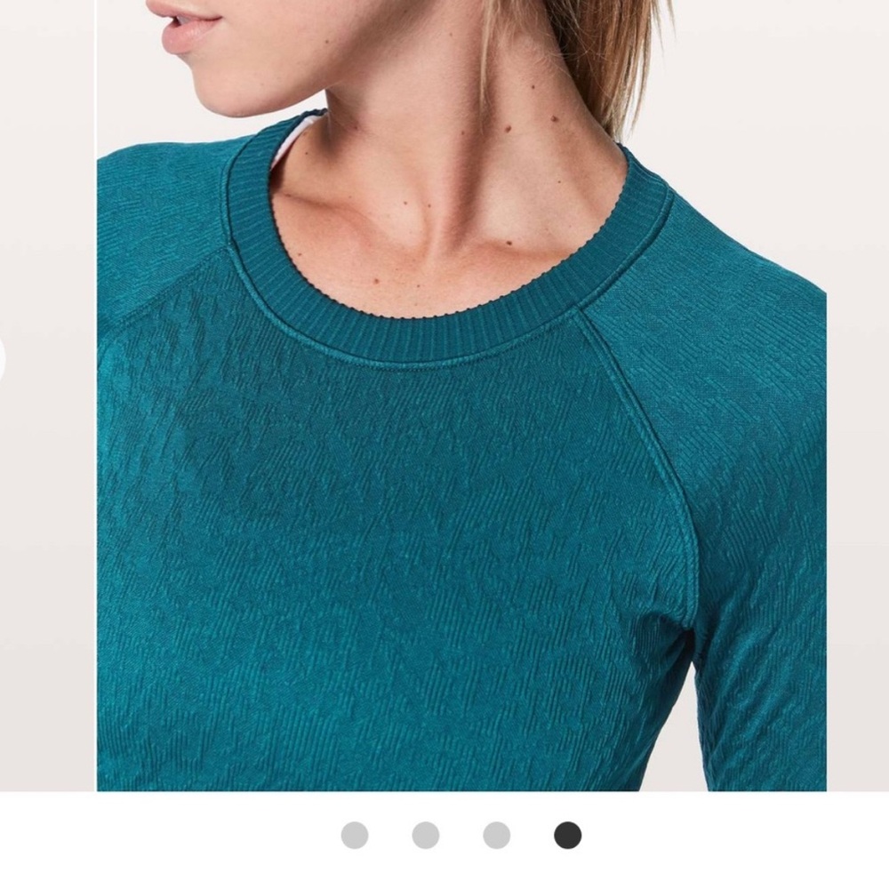 Lululemon Rest Less long sleeve fitted pullover like new